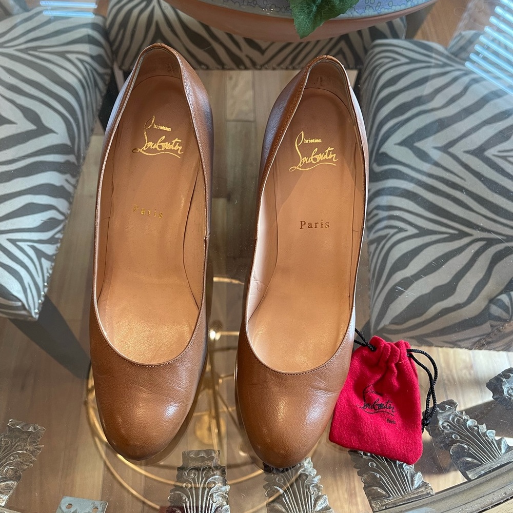 Christian Louboutin Camel Simple Pump 100